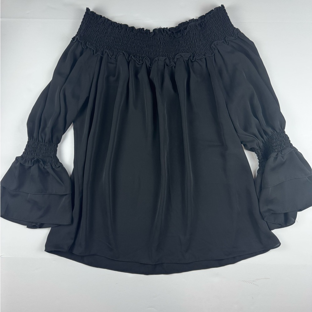 Chic Off-Shoulder Black smocked peasant top with lots of details size XL